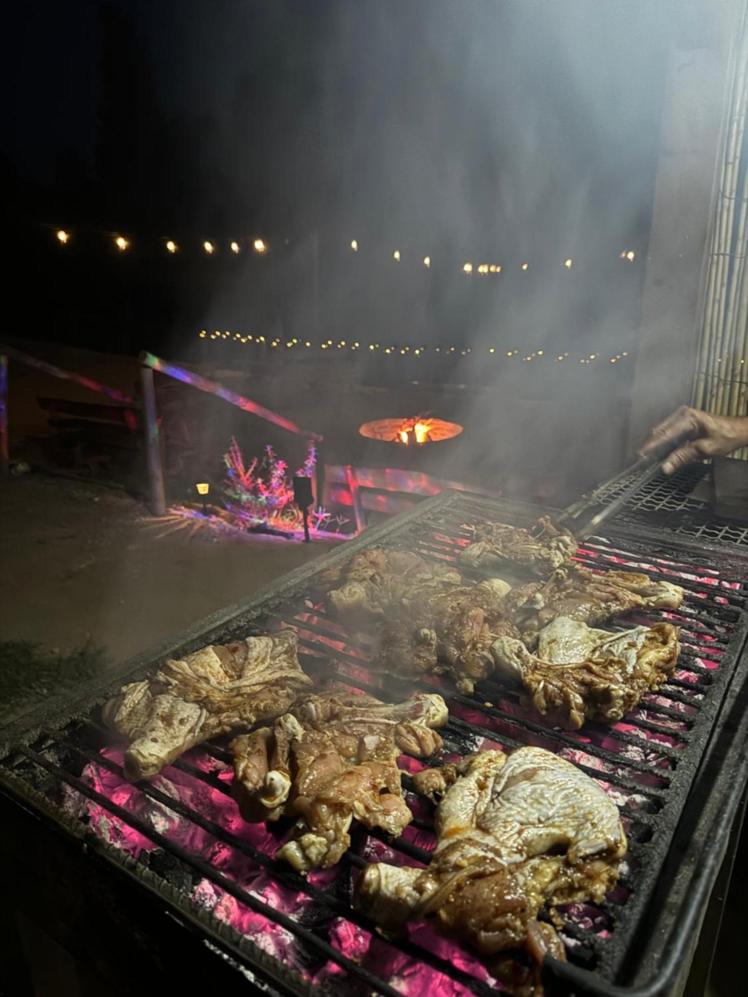 Ghar El Melh Outdoors Hotel Ra's al Jabal Bagian luar foto