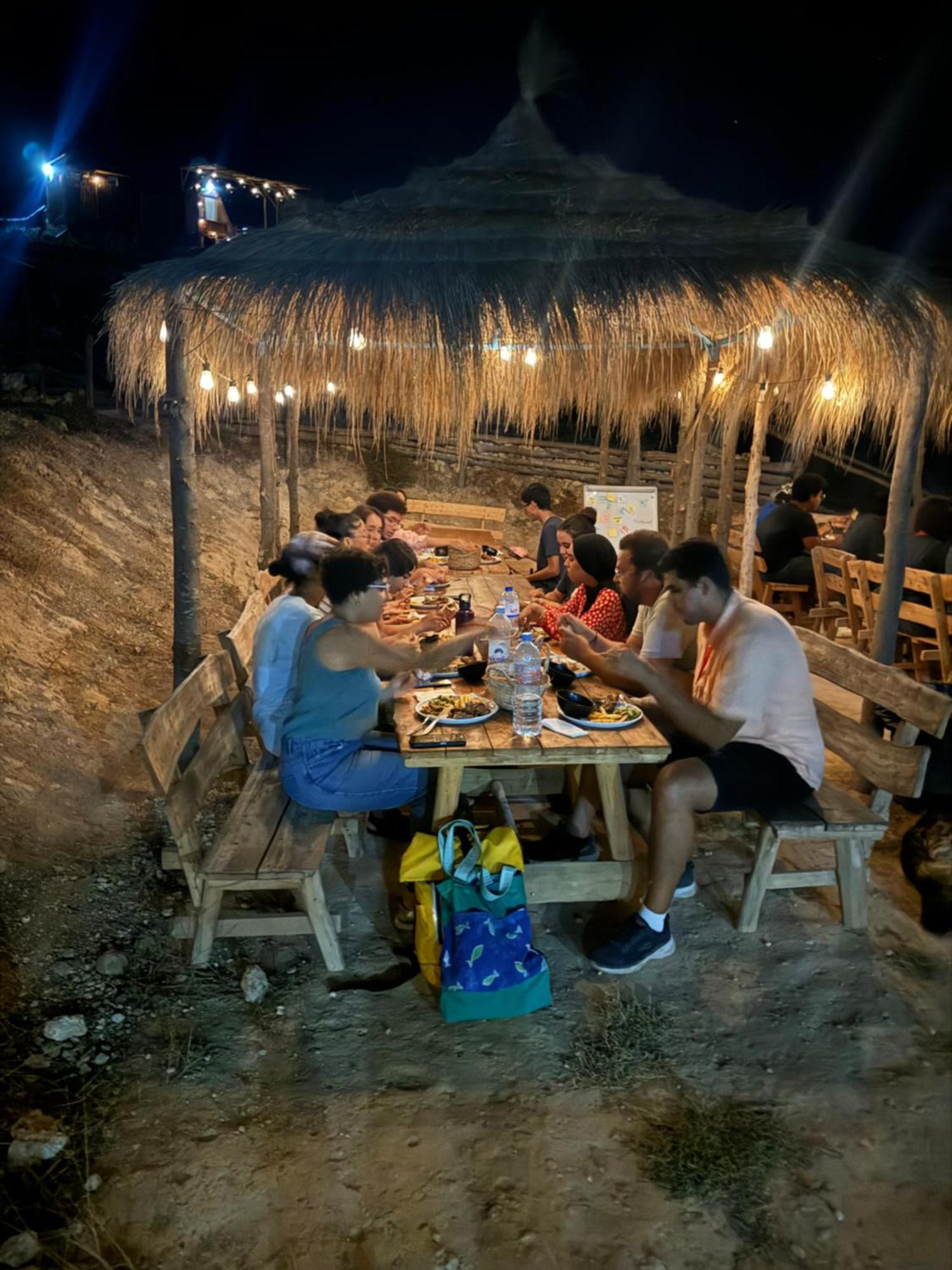 Ghar El Melh Outdoors Hotel Ra's al Jabal Bagian luar foto